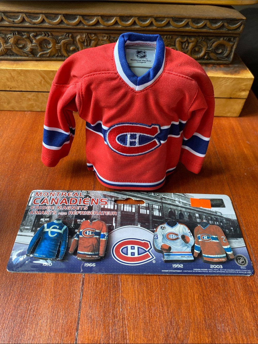 Montreal Canadiens Hockey Magnets Coin Bank  NHL Collectibles Gifts Stocking